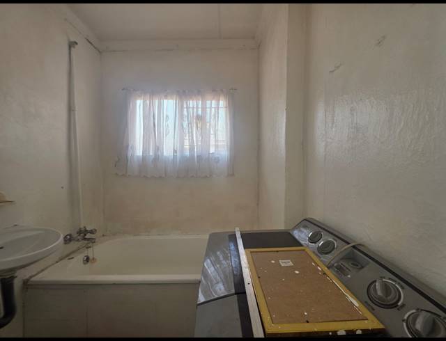 3 BEDROOM HOUSE FOR SALE IN VANDERBIJLPARK SW 5